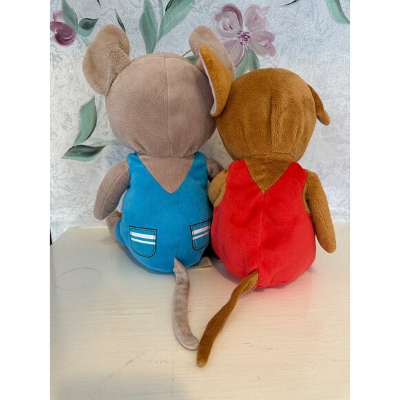 Kohls Cares If You Give a Mouse a cookie If you take a mouse to the movies Plush - Picture 2 of 4